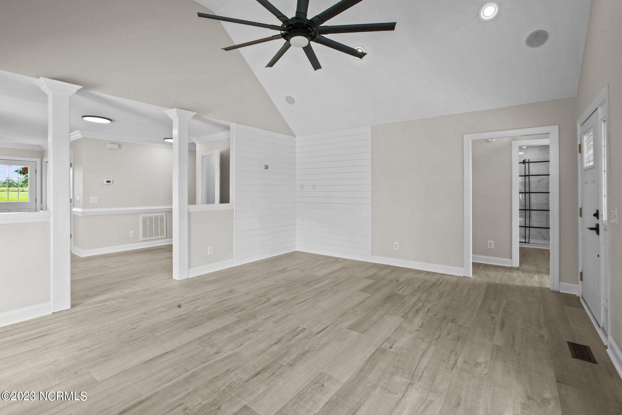229 Clarks Neck Road Washington, NC 27889 - Photo 6 of 43 Living Room View 3