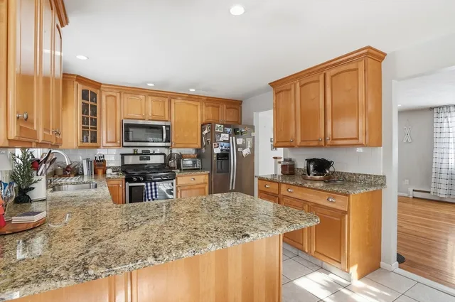 $425,000 | 49 Lawrence Street, Leominster, MA 01453