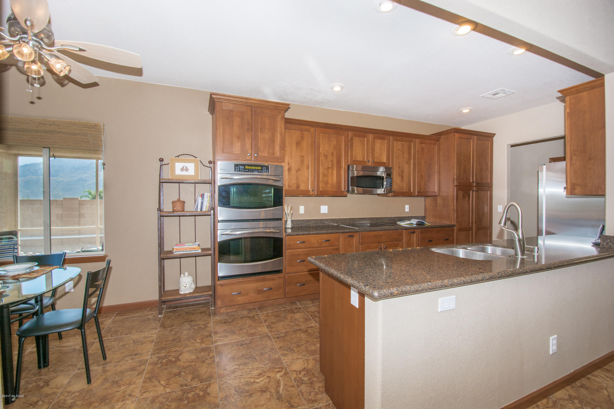 12372 North Mt Bigelow Road Tucson, AZ 85755 - Photo 2 of 41