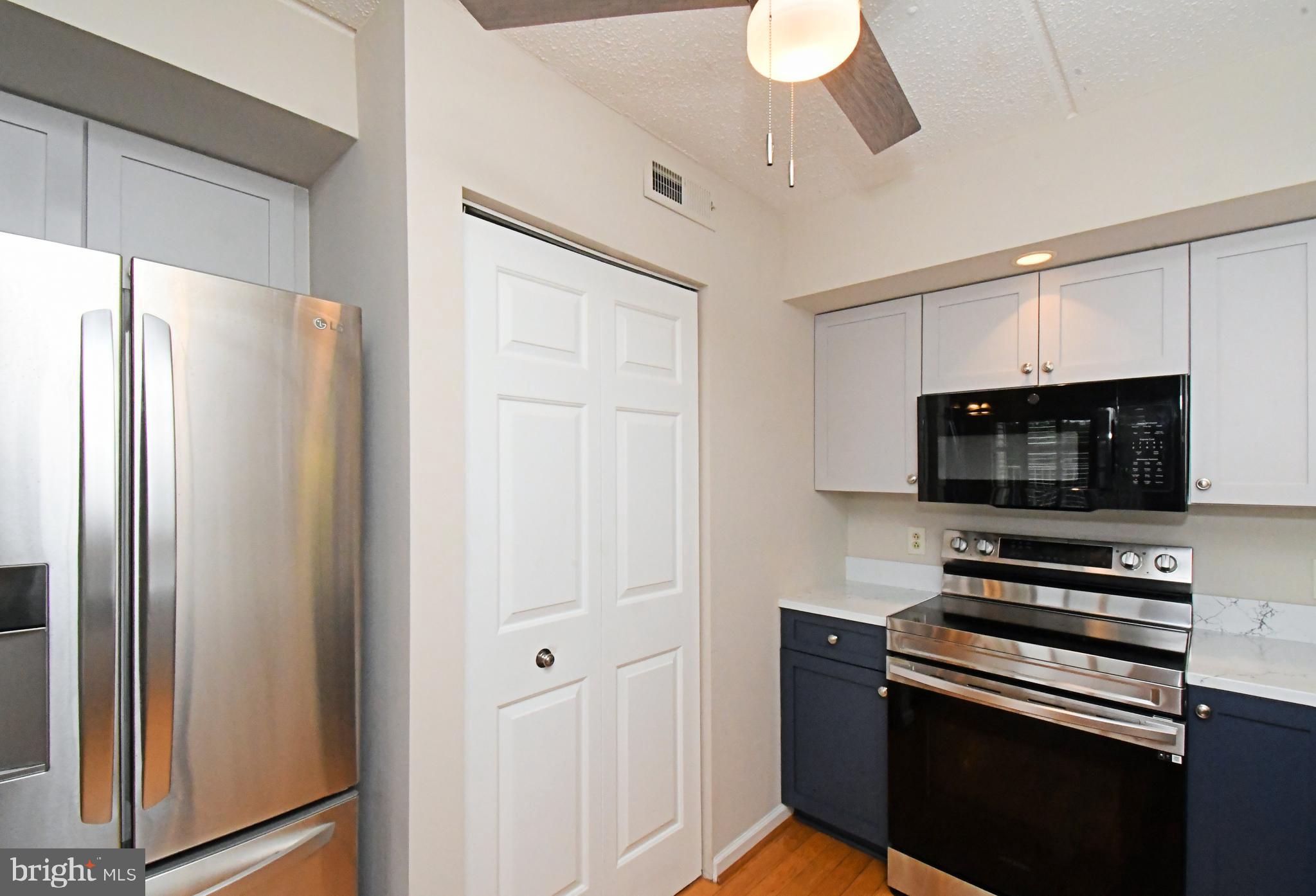 122 Brandon Road Norristown, PA 19403 - Photo 18 of 51 Renovated Kitchen