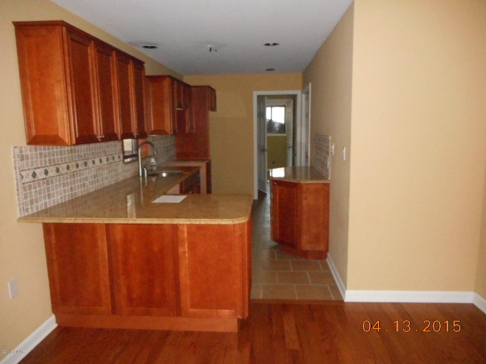 65 Ravenhill Road Tamiment, PA 18371 - Photo 6 of 15 Gallery Image 6