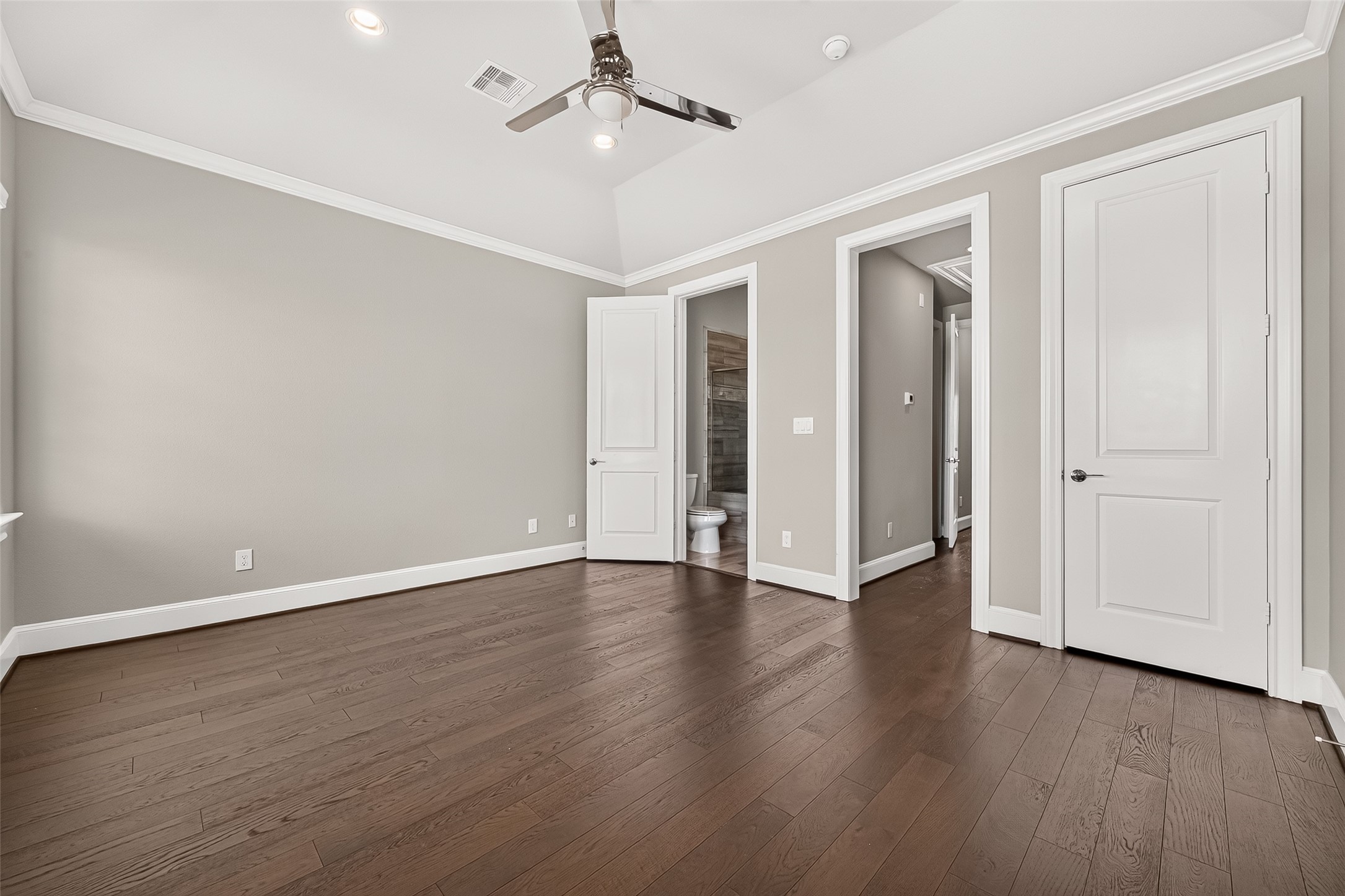 9656 Knight Road Houston, TX 77045 - Photo 25 of 37 Gallery Image 25