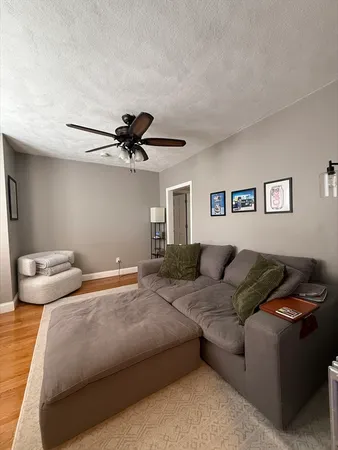 $3,350 | 5 Henshaw Street, Unit 1, Newton, MA 02465