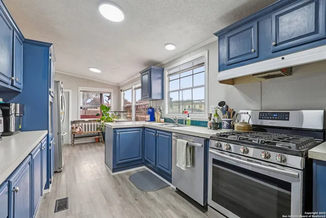 $234,950 | 1123 Debbie Drive, Marion, TX 78124