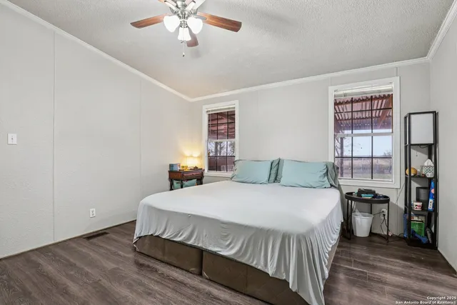 $234,950 | 1123 Debbie Drive, Marion, TX 78124