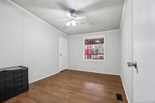 $234,950 | 1123 Debbie Drive, Marion, TX 78124