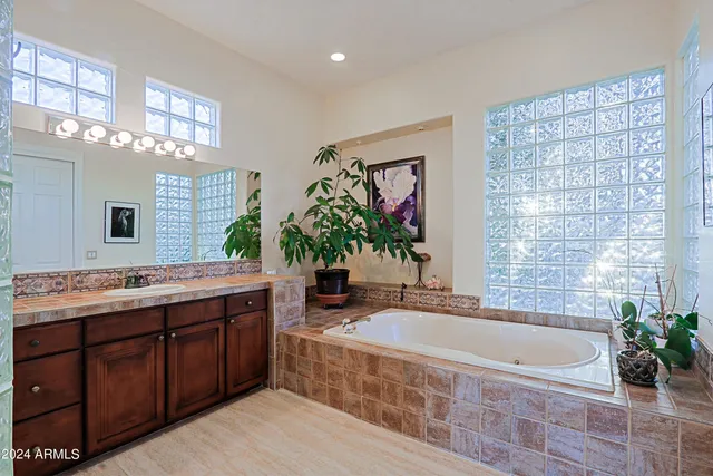 $9,000 | 34327 North 61st Place, Scottsdale, AZ 85266