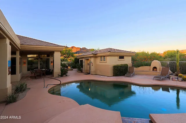 $9,000 | 34327 North 61st Place, Scottsdale, AZ 85266