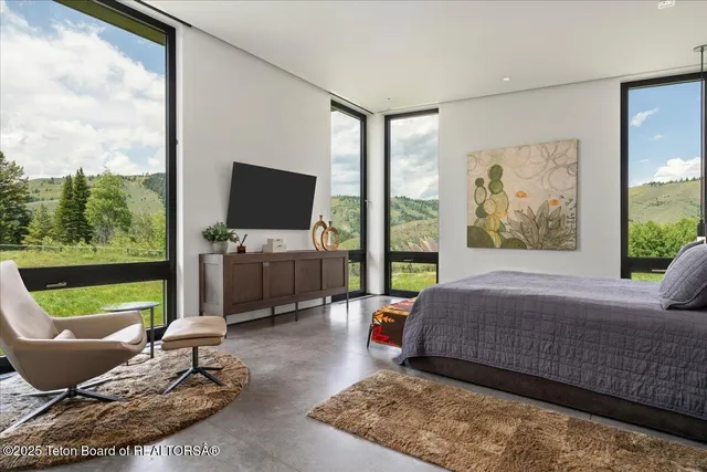 $9,700,000 | 13175 Riverbend Road, Jackson, WY 83001