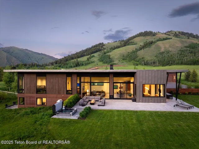 $9,700,000 | 13175 Riverbend Road, Jackson, WY 83001