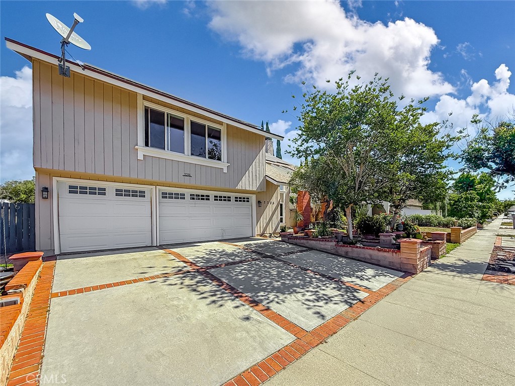 2235 Burnside Street Simi Valley, CA 93065 - Photo 4 of 71