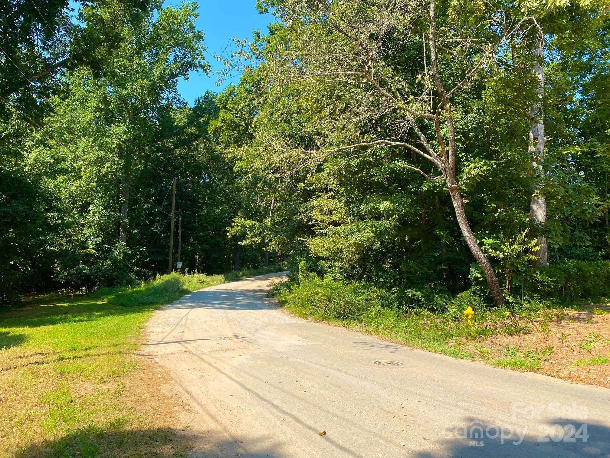 4301 Perkins Road Charlotte, NC 28269 - Photo 2 of 8