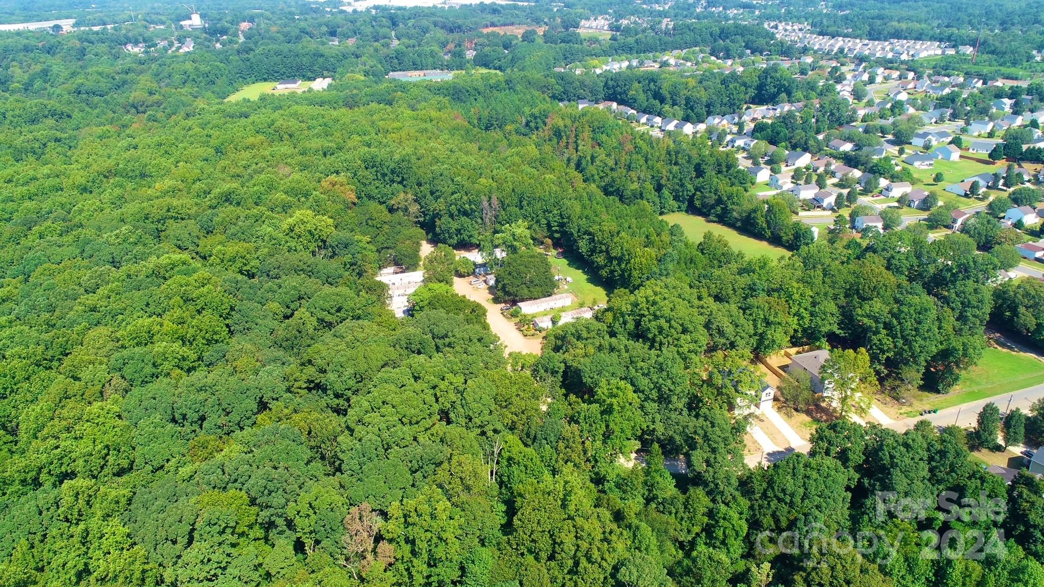 4301 Perkins Road Charlotte, NC 28269 - Photo 6 of 8