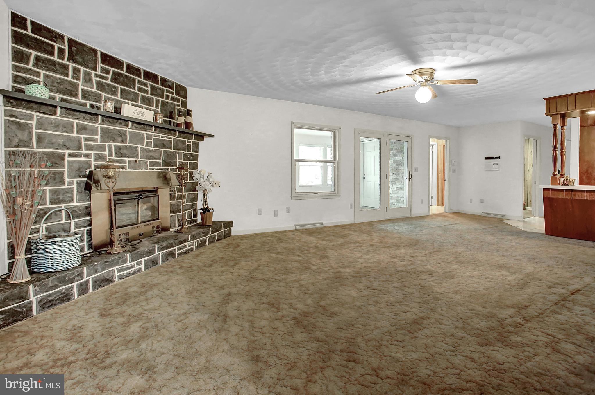 2720 Ritner Highway Carlisle, PA 17015 - Photo 9 of 43 Family Room
