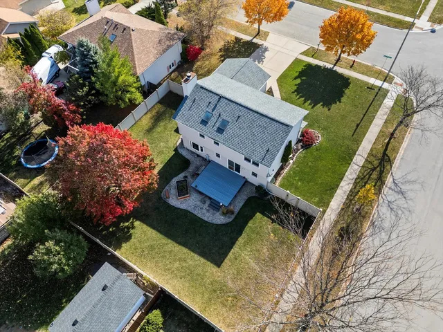 $349,900 | 7005 Manchester Drive, Plainfield, IL 60586