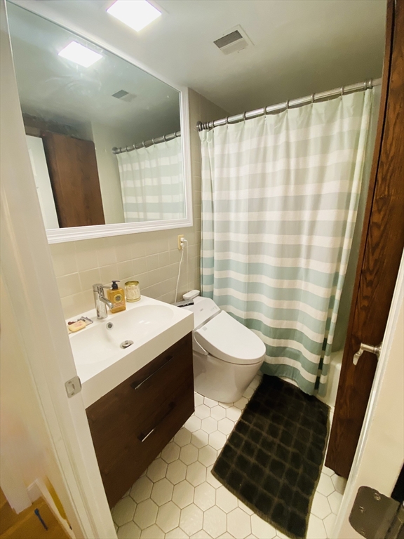 99 Fulton Street, Unit 54 Boston, MA 02109 - Photo 5 of 12