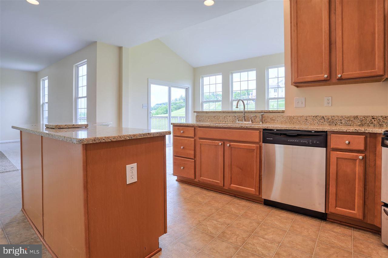 2515 Codorus Lane Spring Grove, PA 17362 - Photo 13 of 36