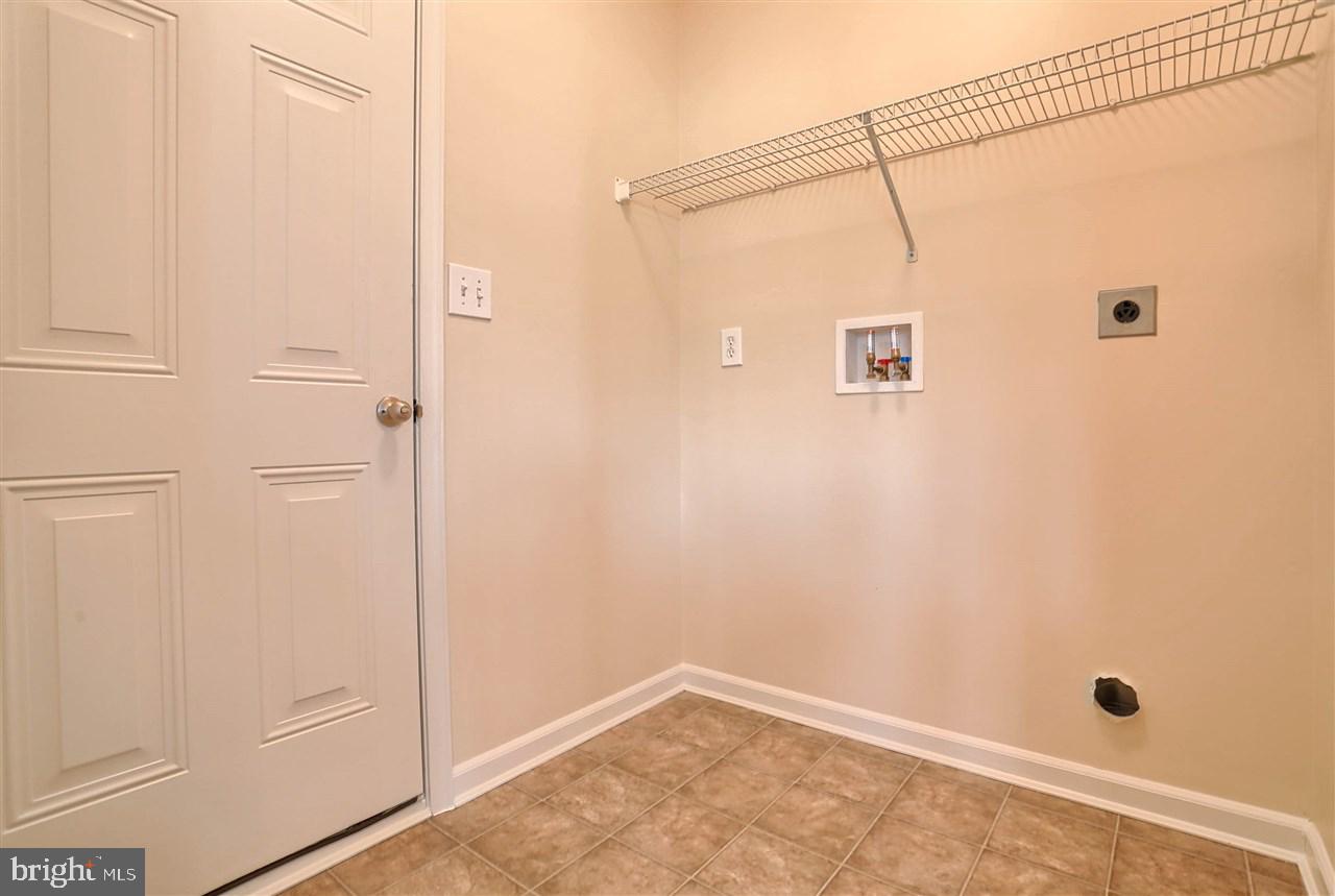 2515 Codorus Lane Spring Grove, PA 17362 - Photo 19 of 36