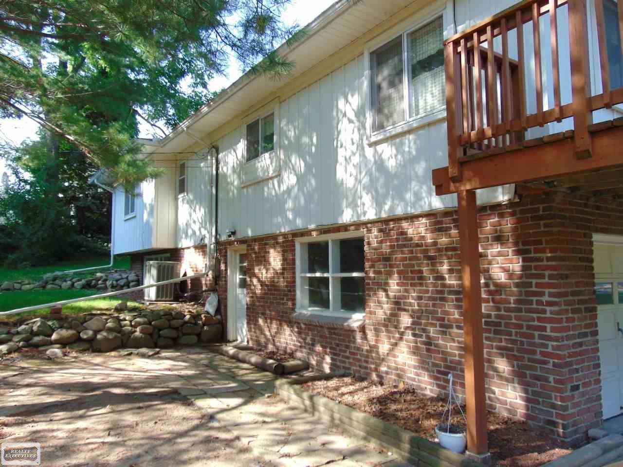 69480 Campground Road Romeo, MI 48065 - Photo 3 of 44 31357321-2.JPG