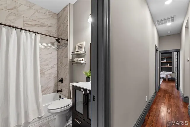 $625,000 | 2630 Tennessee Avenue, St. Louis, MO 63118