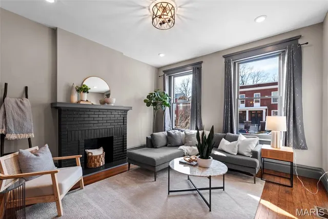 $625,000 | 2630 Tennessee Avenue, St. Louis, MO 63118