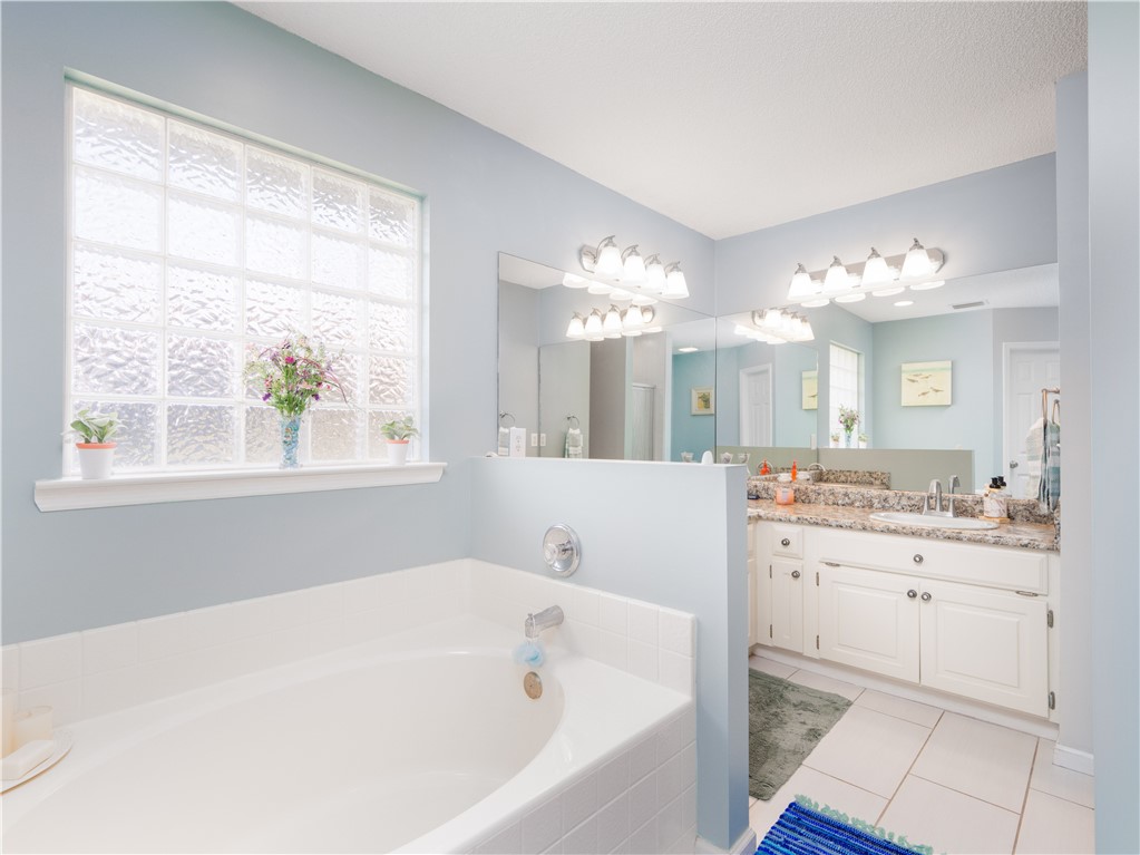 102 Claire Court Brunswick, GA 31525 - Photo 15 of 32