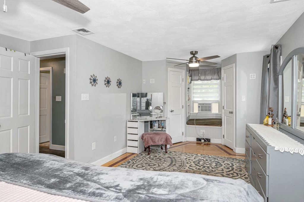 180 Foster Road Tewksbury, MA 01876 - Photo 15 of 38