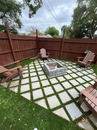 $2,995 | 4653 78th Lane North, St. Petersburg, FL 33709