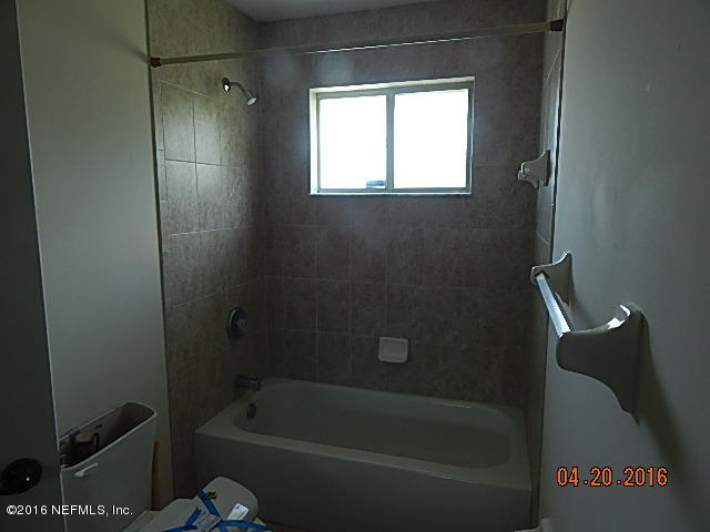 1558 Falkland Road East Jacksonville, FL 32221 - Photo 11 of 18 DSCN9774