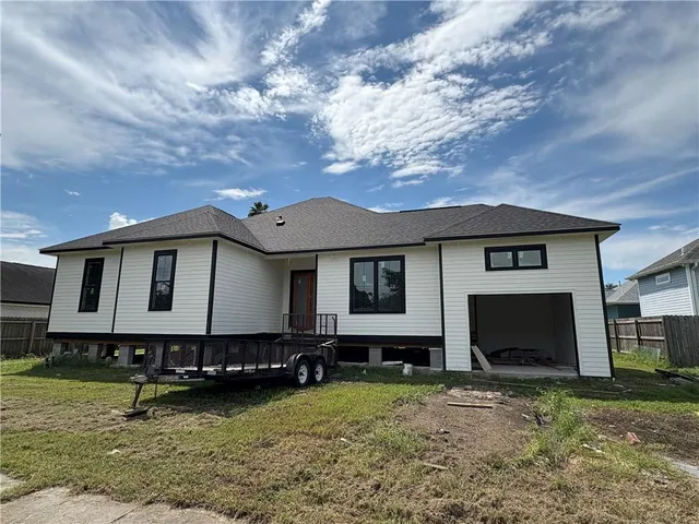 $389,000 | 4008 Kings Drive, Chalmette, LA 70043