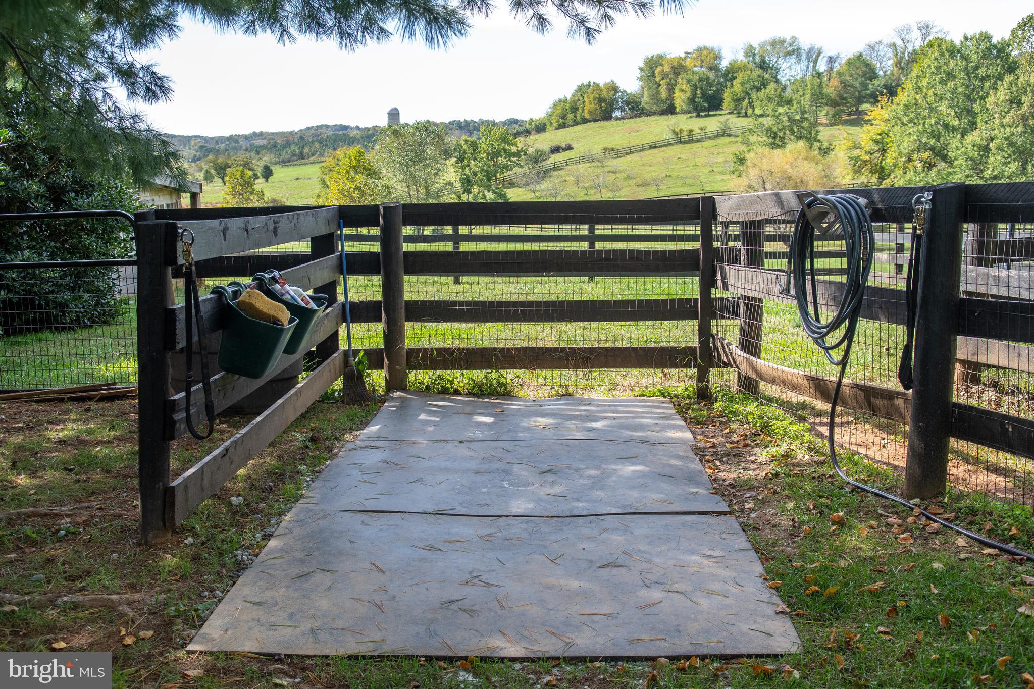 17827 Tranquility Road Purcellville, VA 20132 - Photo 57 of 130 Gallery Image 57