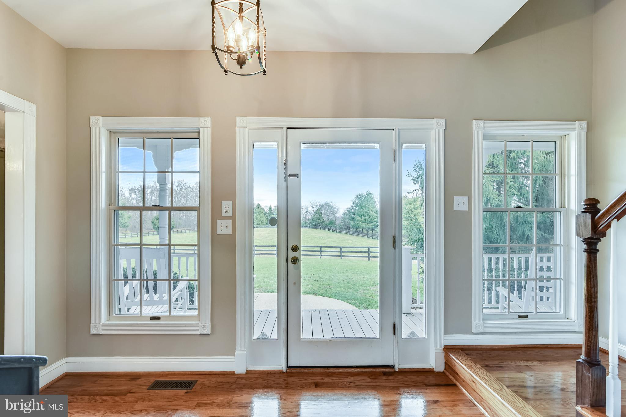 17827 Tranquility Road Purcellville, VA 20132 - Photo 9 of 130 Gallery Image 9