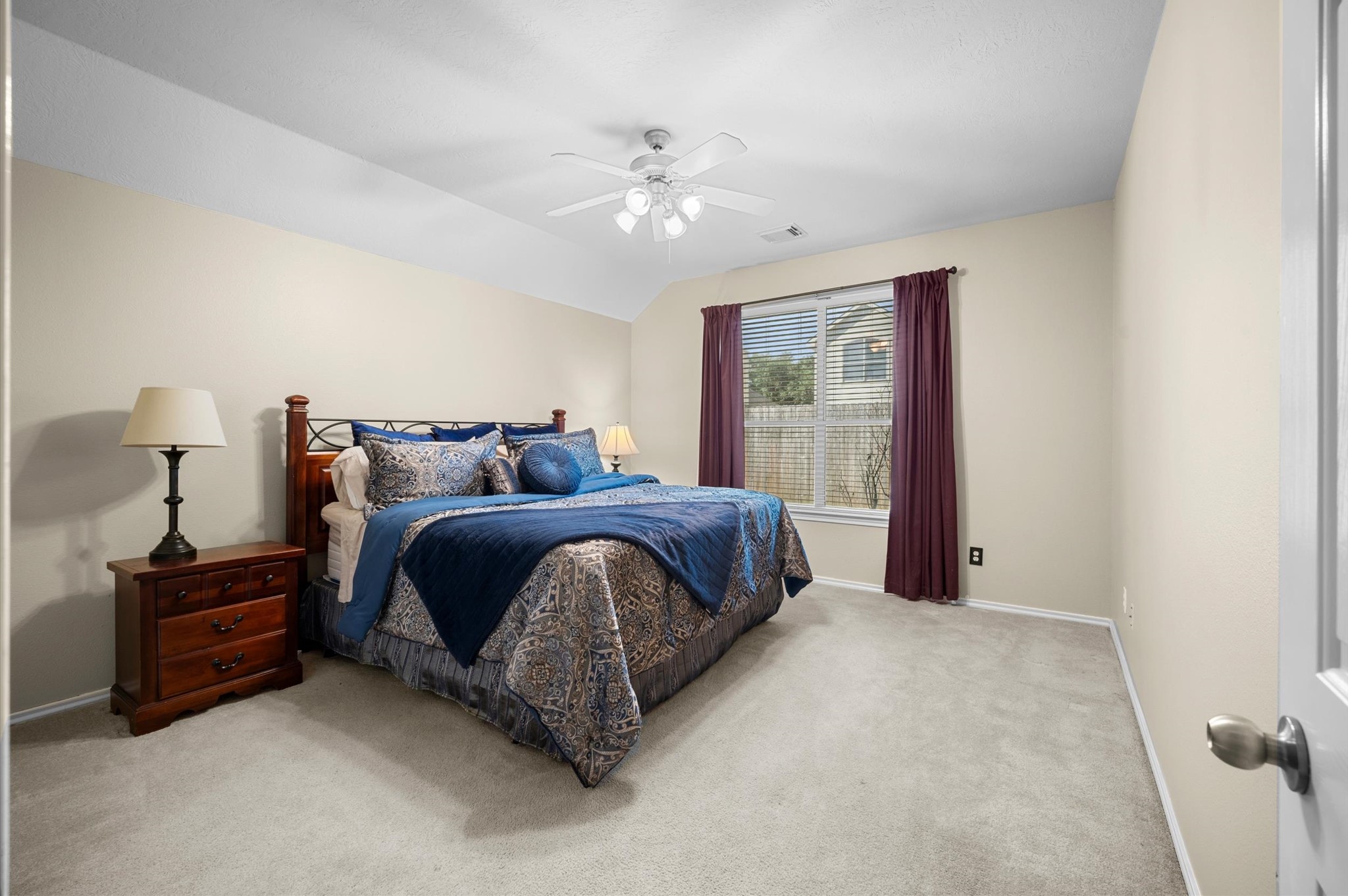 2411 Fern Lacy Drive Spring, TX 77388 - Photo 12 of 26 Primary Bedroom
