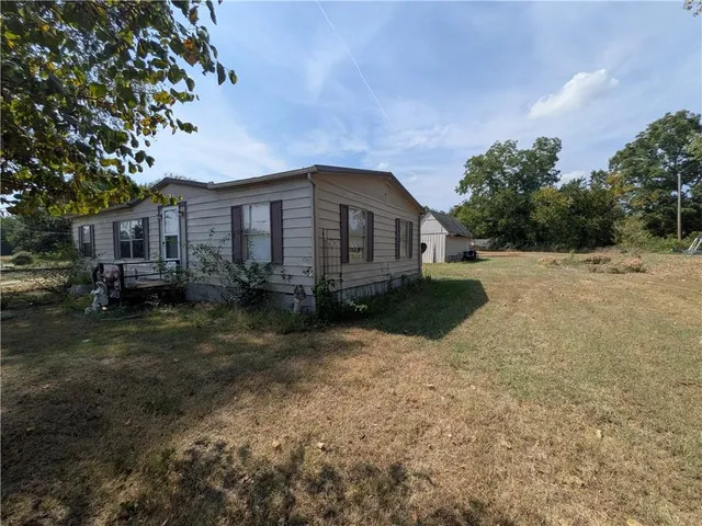 $54,900 | 208 South Plum Street, Holden, MO 64040