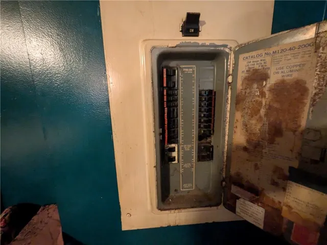 $54,900 | 208 South Plum Street, Holden, MO 64040