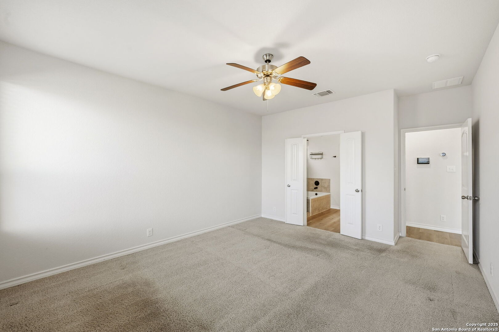 328 Swift Move Cibolo, TX 78108 - Photo 14 of 32 a view of an empty room