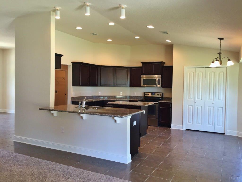 5773 Mill Stream Way Pace, FL 32571 - Photo 10 of 46
