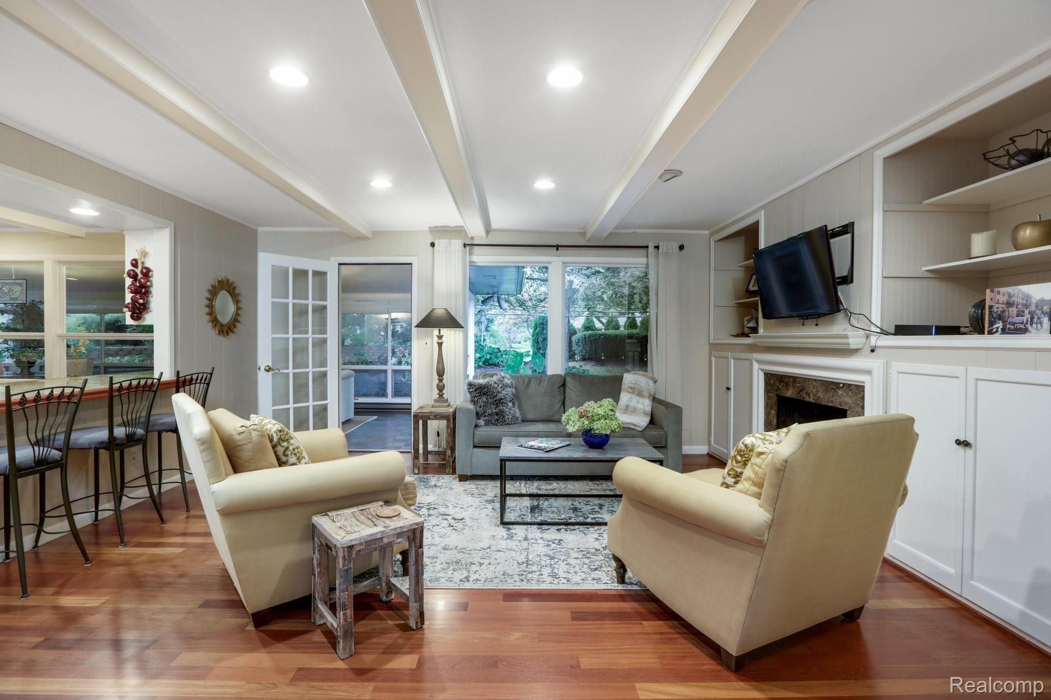 3760 Quarton Road Bloomfield Hills, MI 48302 - Photo 17 of 42 3760+Quarton+Rd+Bloomfield+Township-22-web.jpg