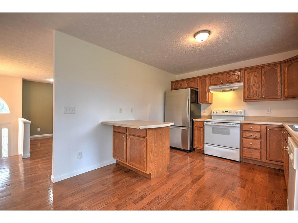 115 Whispering Ridges Road Greeneville, TN 37743 - Photo 11 of 36 Photo 11