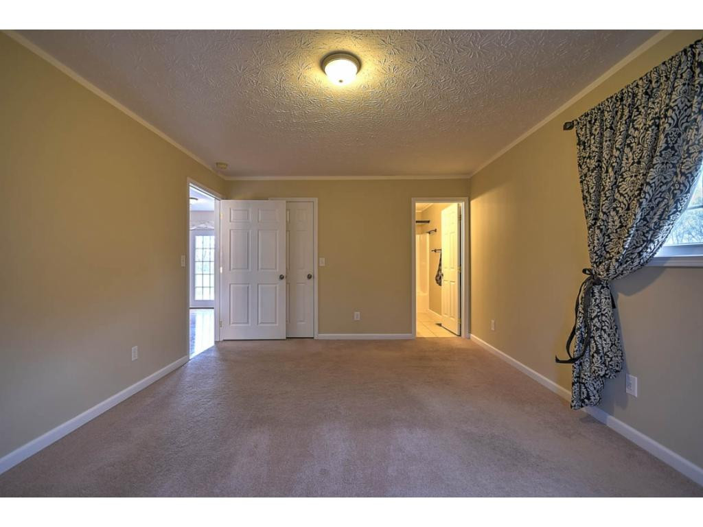 115 Whispering Ridges Road Greeneville, TN 37743 - Photo 16 of 36 Photo 16