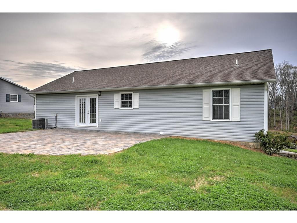 115 Whispering Ridges Road Greeneville, TN 37743 - Photo 31 of 36 Photo 31
