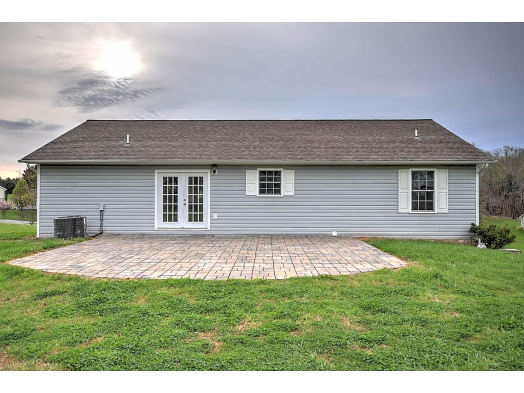 115 Whispering Ridges Road Greeneville, TN 37743 - Photo 32 of 36 Photo 32
