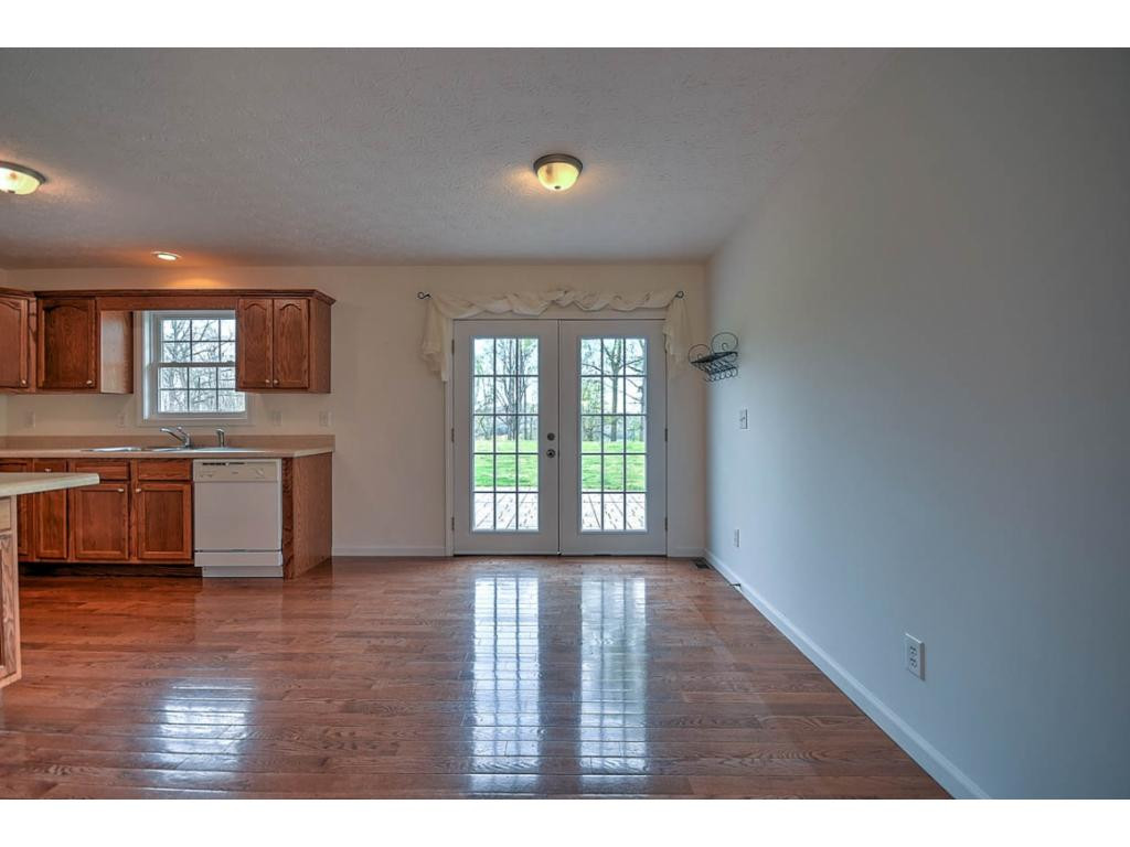 115 Whispering Ridges Road Greeneville, TN 37743 - Photo 8 of 36 Photo 8
