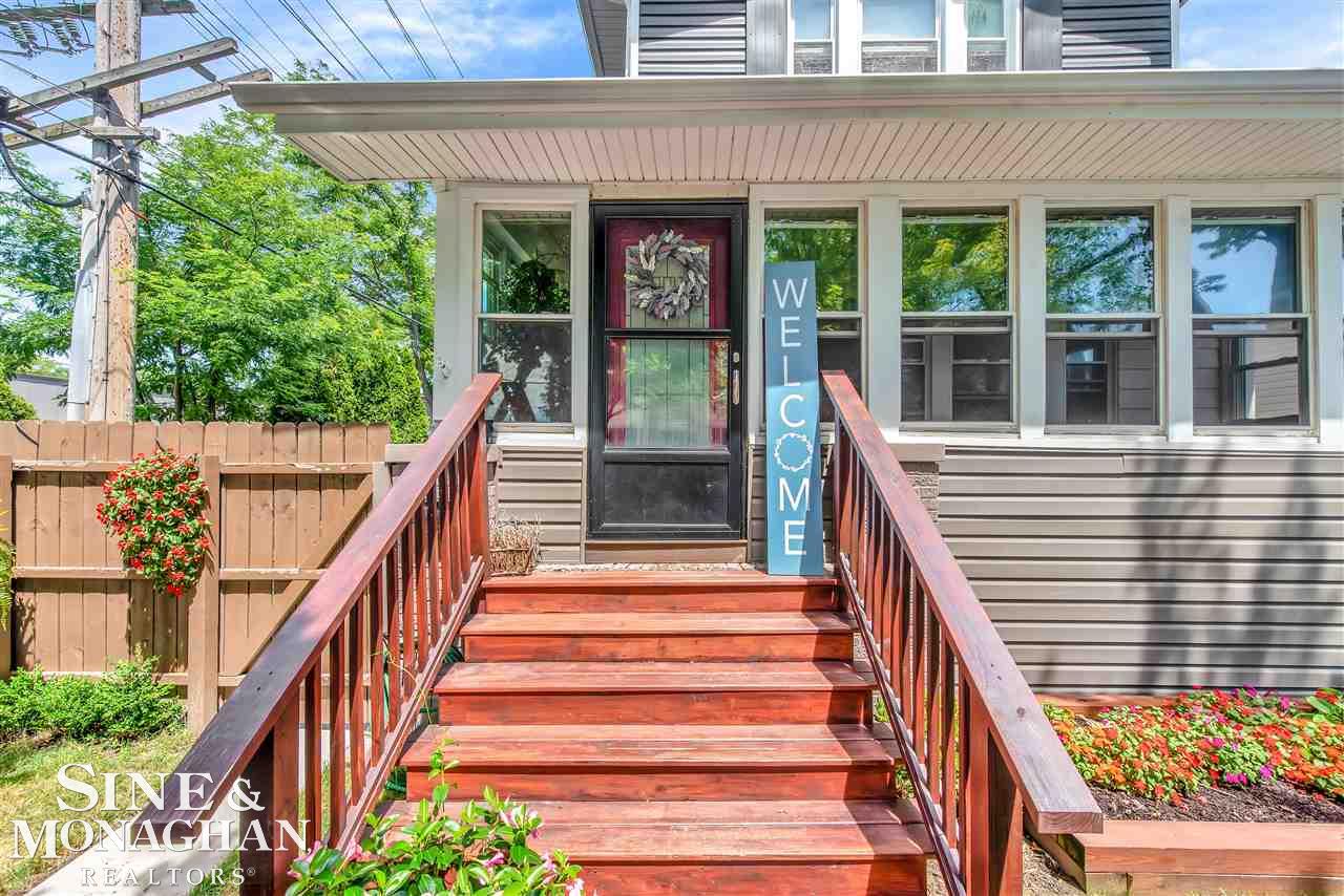1164 Wayburn Street Grosse Pointe Park, MI 48230 - Photo 2 of 33