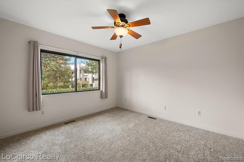 733 Hamilton Court Rochester Hills, MI 48307 - Photo 33 of 79