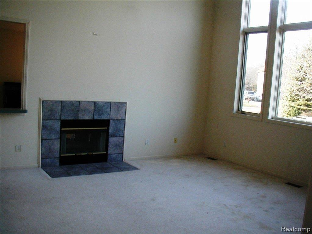 47806 Pavillon Road Canton, MI 48188 - Photo 2 of 12 P1010372.JPG
