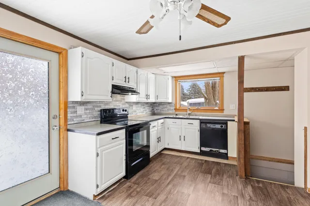 $209,000 | 310 Trondheim Road, Kenyon, MN 55946