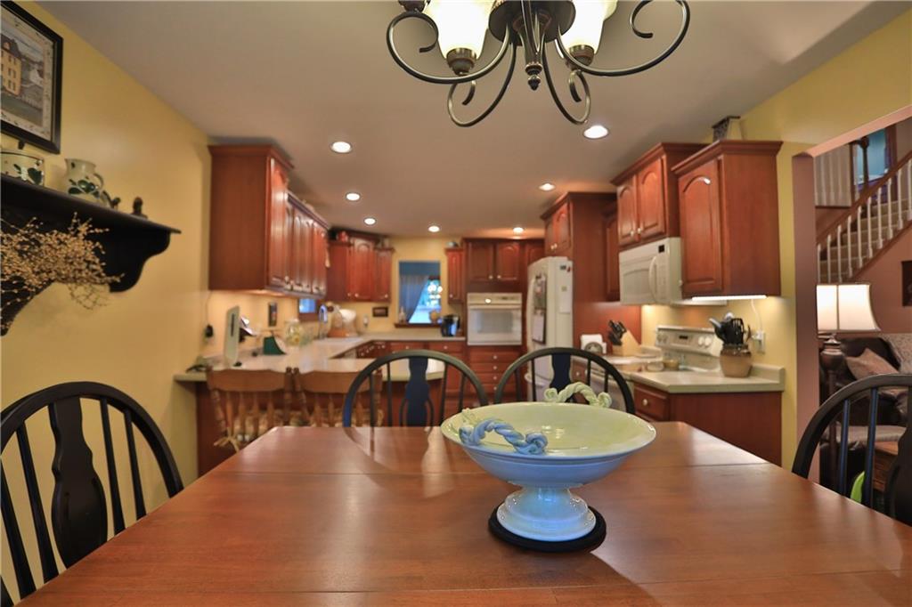 247 Ewing Road Carnegie, PA 15106 - Photo 8 of 23 Breakfast Nook