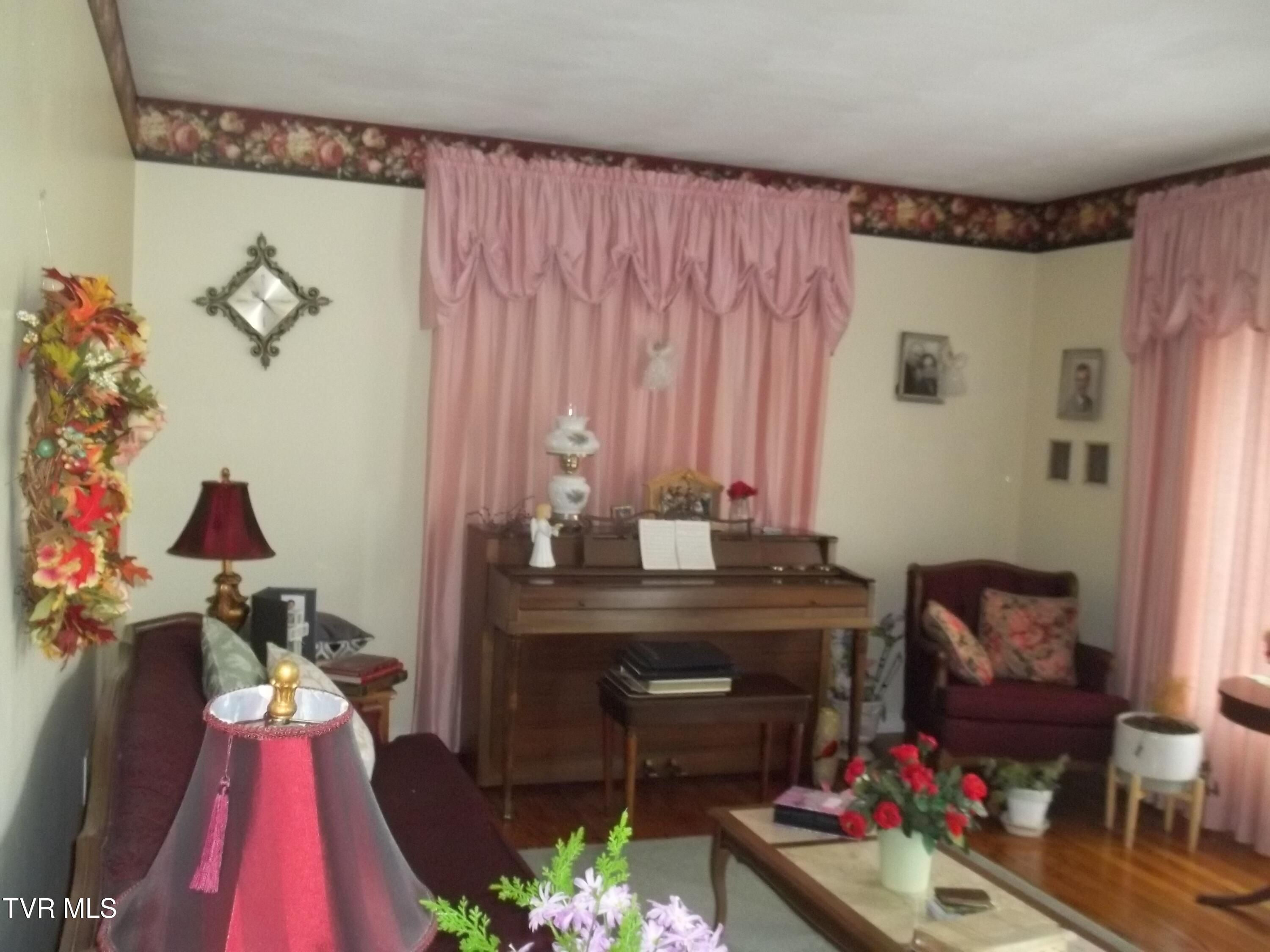 523 Old Stage Road Church Hill, TN 37642 - Photo 3 of 45 100_1436