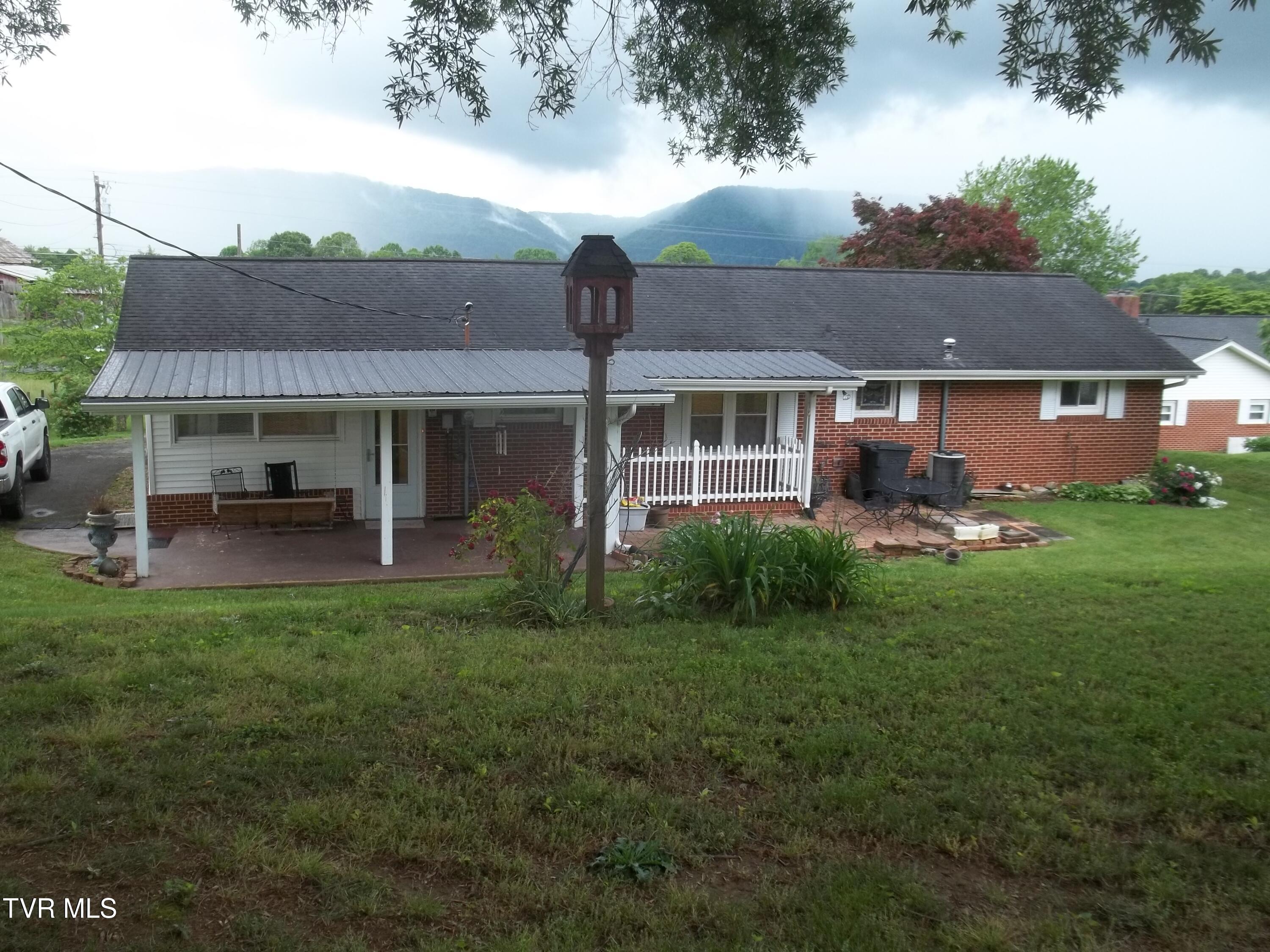 523 Old Stage Road Church Hill, TN 37642 - Photo 36 of 45 100_1469